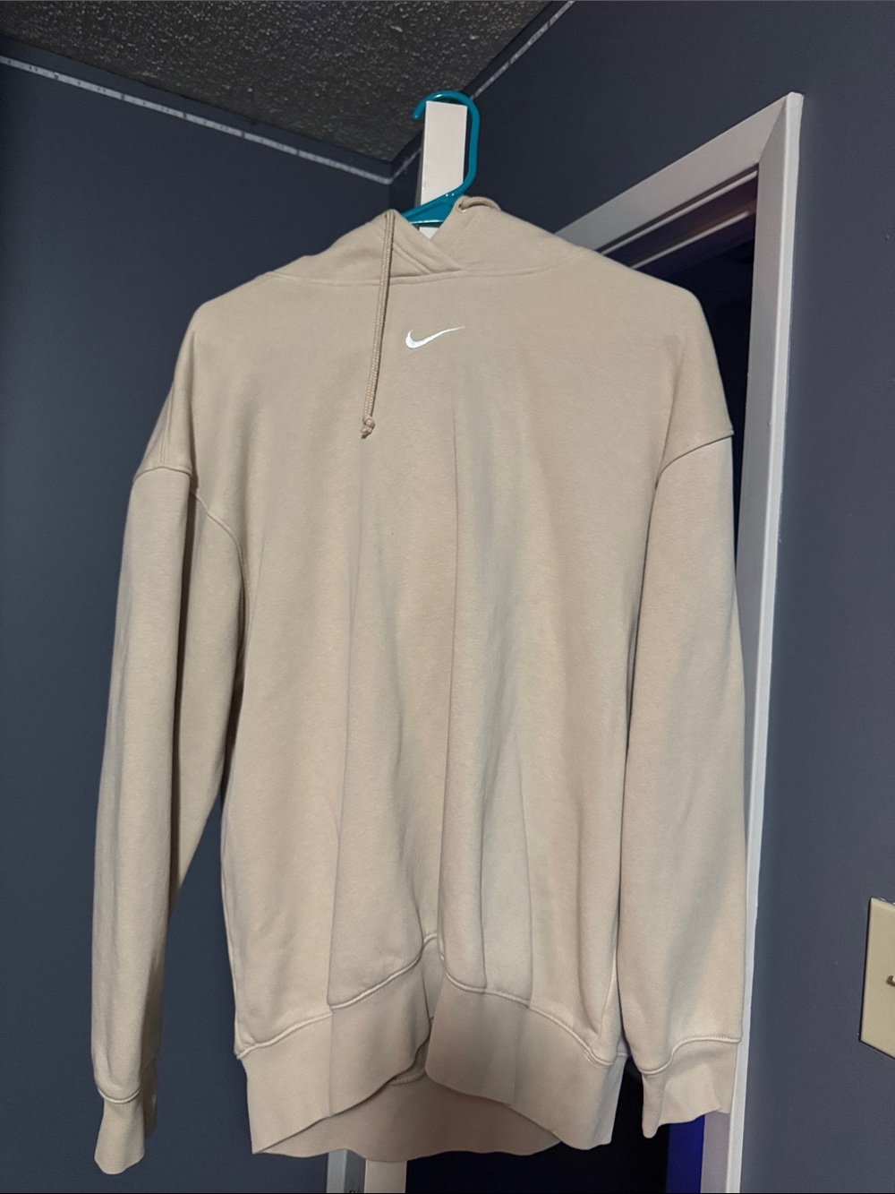 Nike Men’s Beige Crewneck Hoodie with White Swoosh